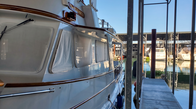 How to Install Boat Window Shades With No Drilling