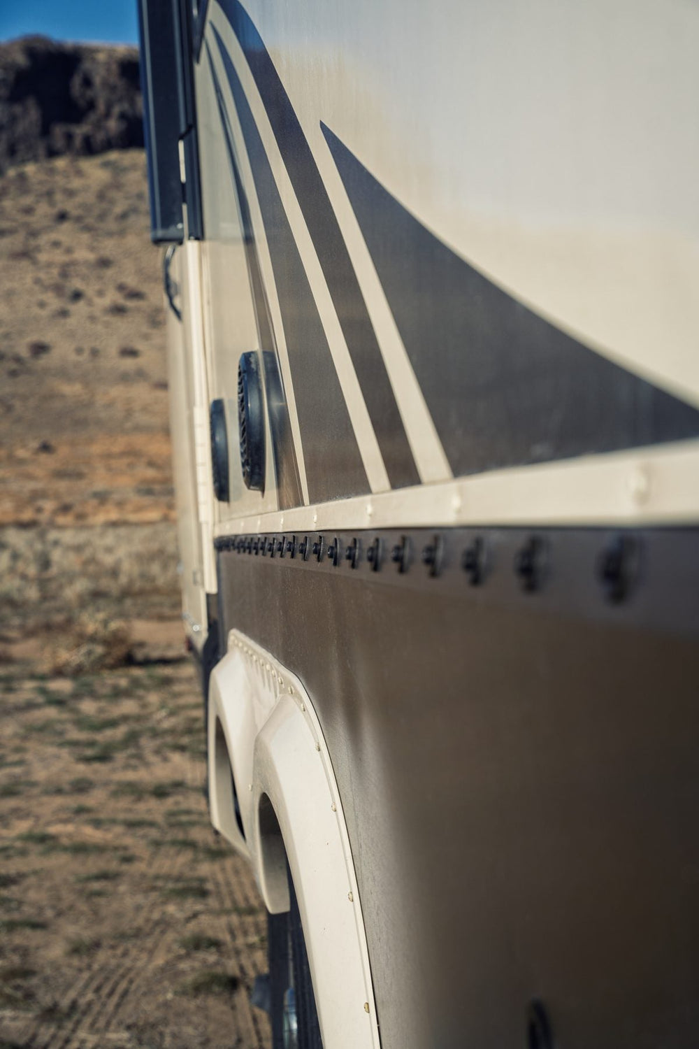 Camper Skirting: No-Drill Winterizing Without Holes in Your Rig