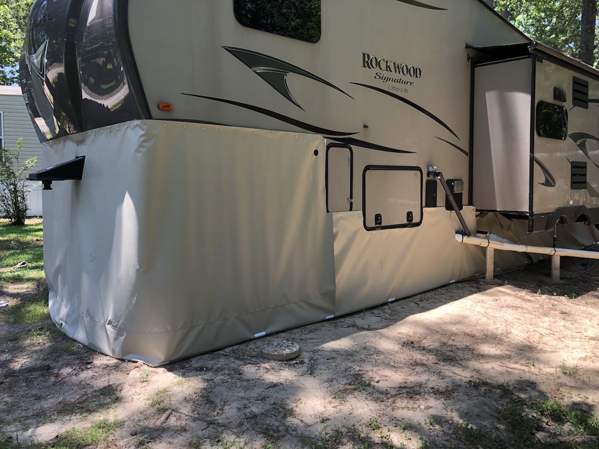5th Wheel Skirting Review Photos from J Nelms