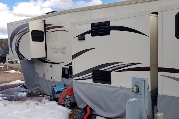 EZ Snap Fifth Wheel Slideout Winter Skirting Review from R Allor