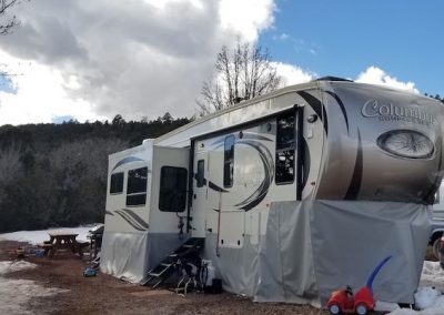 EZ Snap Fifth Wheel Winter Skirting Review Photo from R Allor