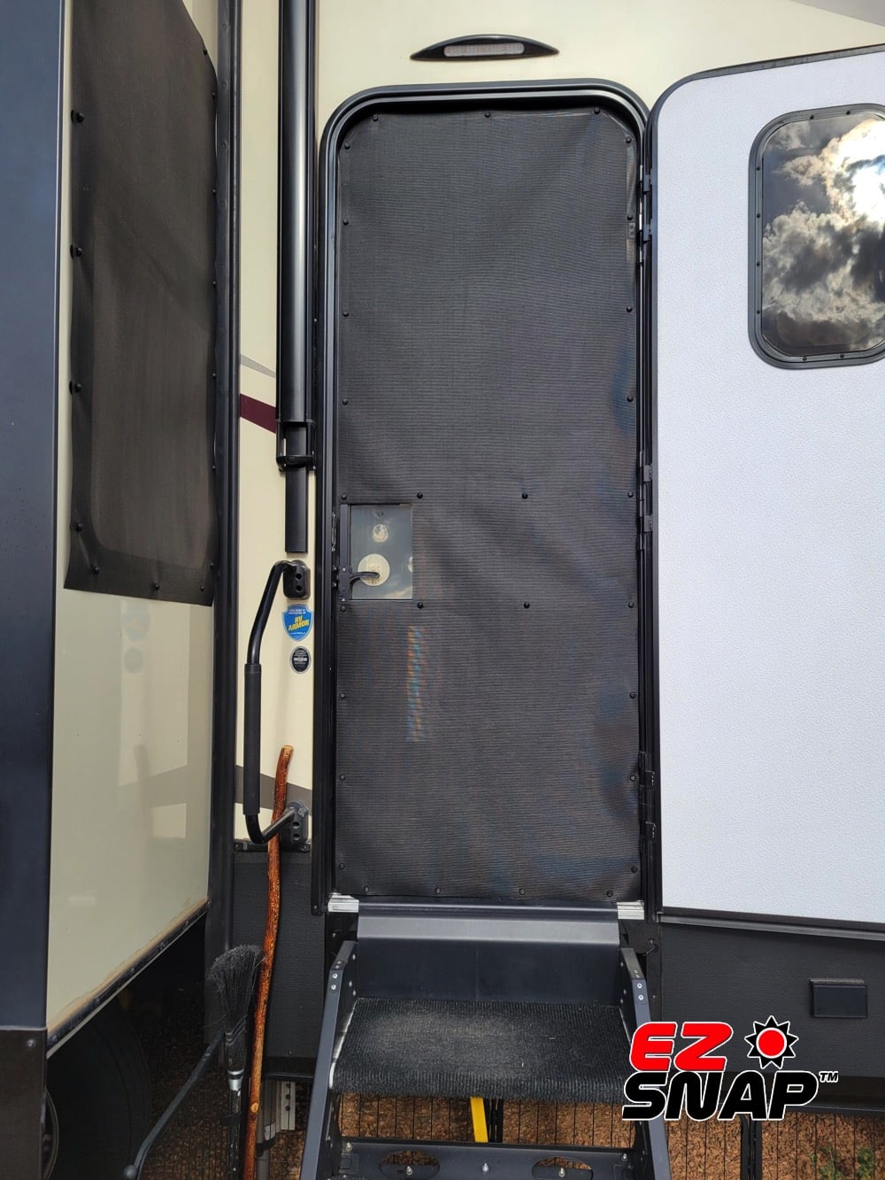 EZ Snap RV Shades Review Photos from Debbie 3