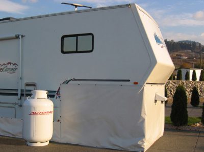 RV Skirting & Fifth Wheel Hitch Enclosures