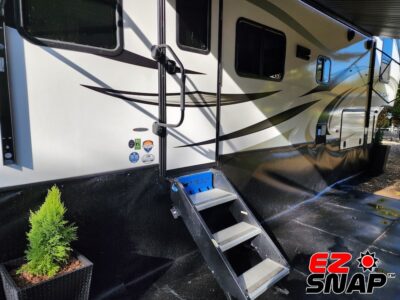 EZ Snap RV Skirting Review Photos from Mandy S