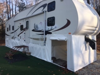 RV Skirting Review Photos from Cliff K