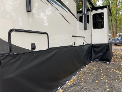 RV Skirting Review Photos from Laura & Benajmin Slide Out