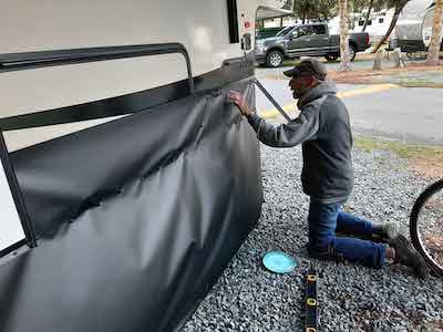 RV Skirting Review Photos from R Jolicoeur Installer